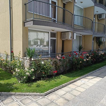 Rose Residence Sunny Beach Exterior photo