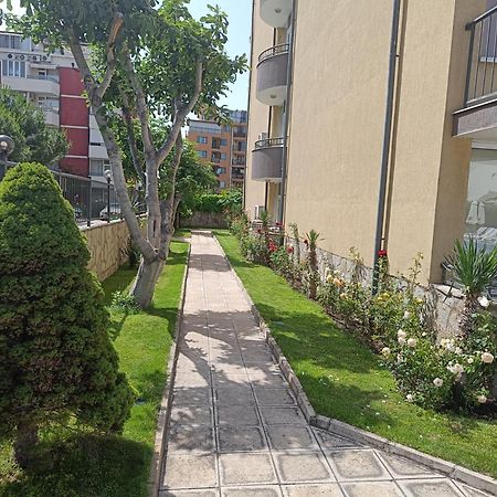 Rose Residence Sunny Beach Exterior photo